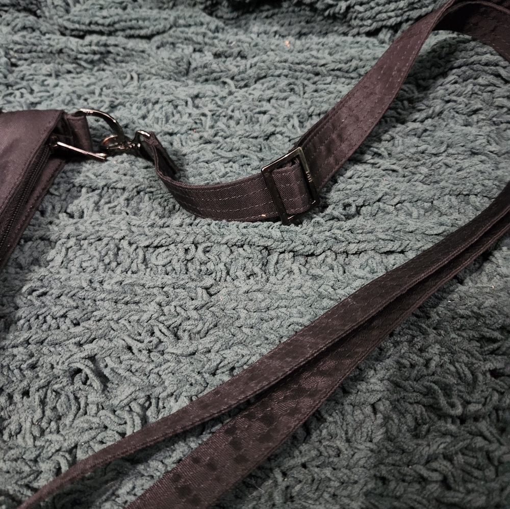 Lug Samba Black Quilted Bag - Picture 11 of 14